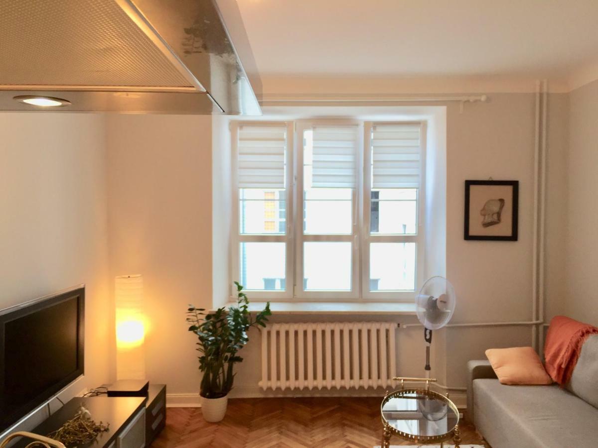 Beautiful Apartment In The Heart Of Warsaw, Poznanska Exterior photo