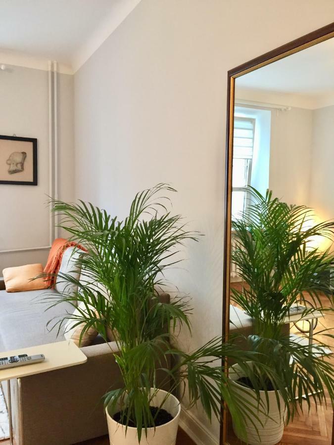 Beautiful Apartment In The Heart Of Warsaw, Poznanska Exterior photo
